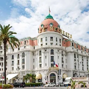 Apartment A Luxurious With Ac On Promenade Des, Nice